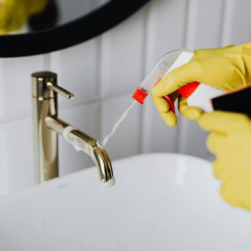 Five Hidden Dirt Problems in Your Bathroom (and How to Solve Them Sustainably)